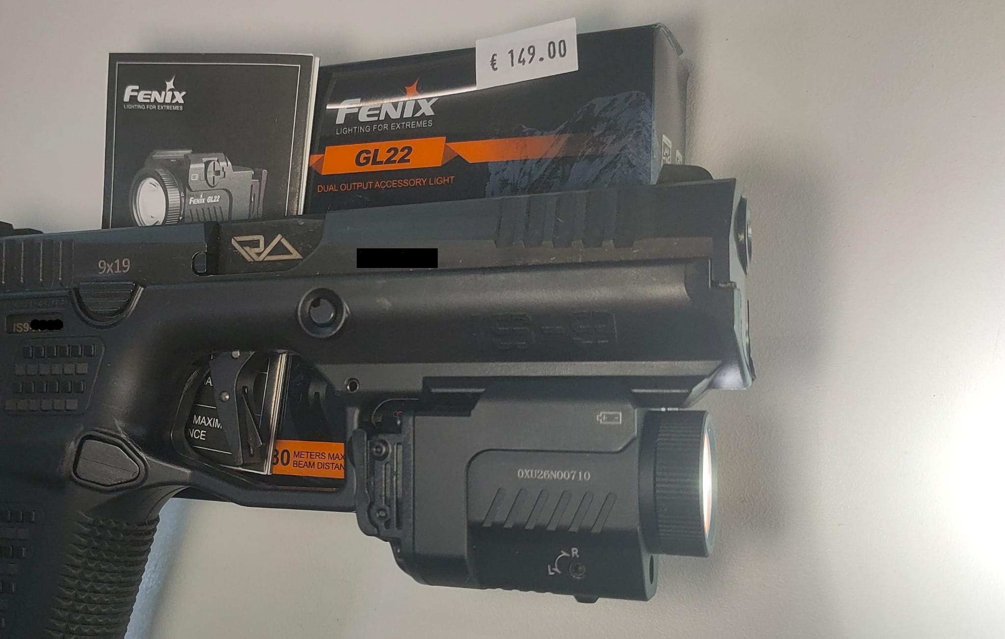 TORCIA TATTICA + LASER per pistole e fucili (base Picatinny) * FENIX